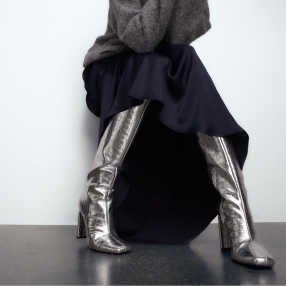 NWT ZARA Silver Metallic Laminated Croc Print Fashion Tall Boots Heel Shoes 39 8 - Picture 9 of 16